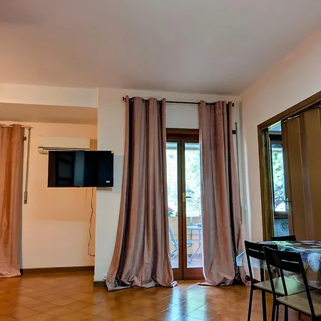 Apartament Yana